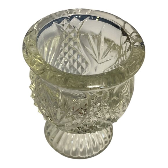 Vintage Avon Pressed Glass Pedestal Votive Holder – 1970s Diamond & Leaf Pattern - Picture 2 of 5